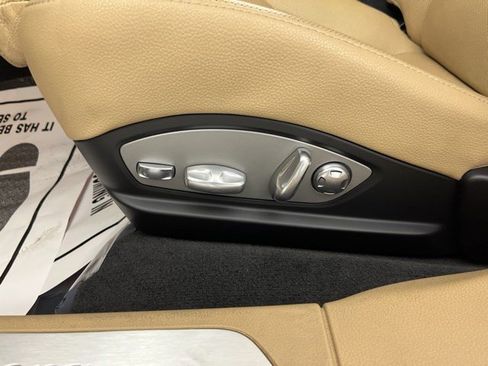 Used 2015 Porsche Panamera w/ Premium Package Plus RWD image 30