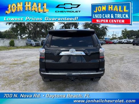 Used 2018 Toyota 4Runner Limited AWD/4WD image 9