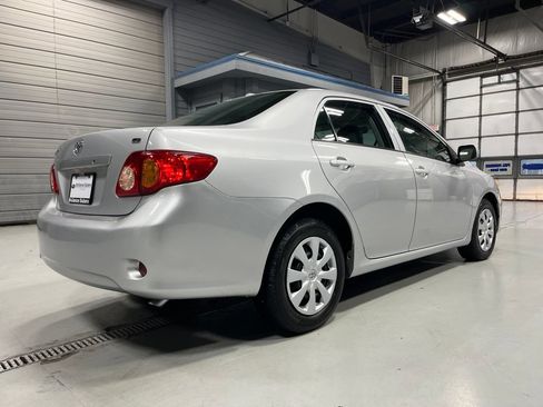 Used 2010 Toyota Corolla FWD image 7