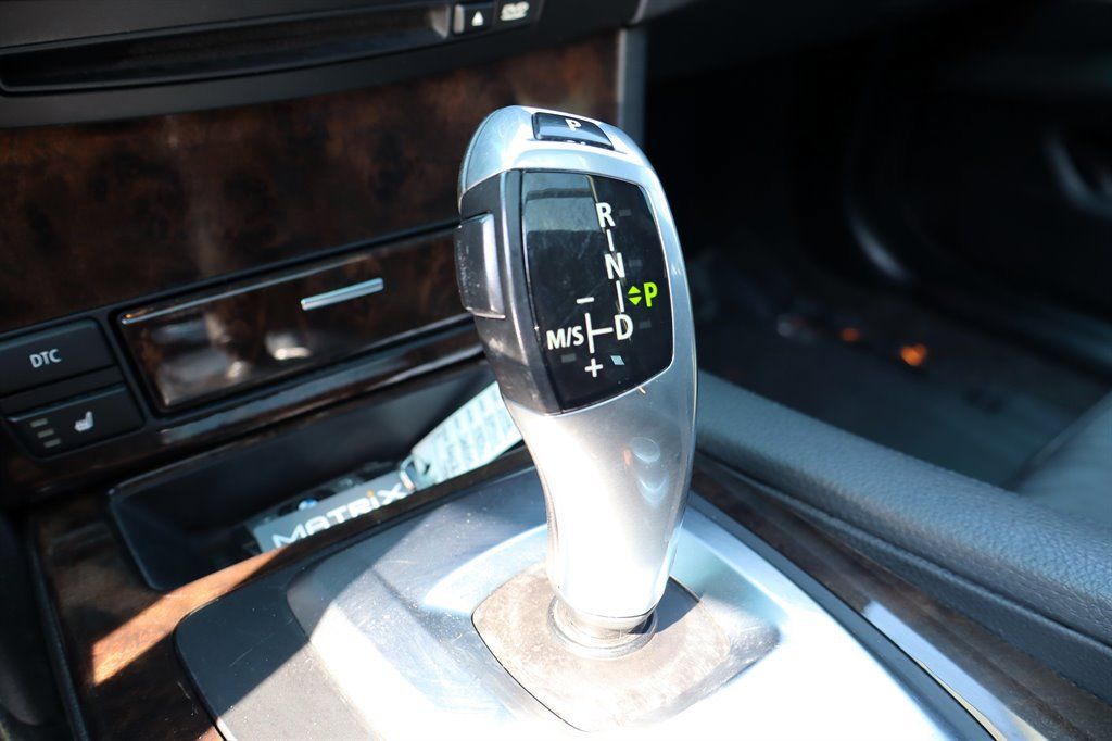 Used 2008 BMW 535xi Wagon AWD/4WD image 29