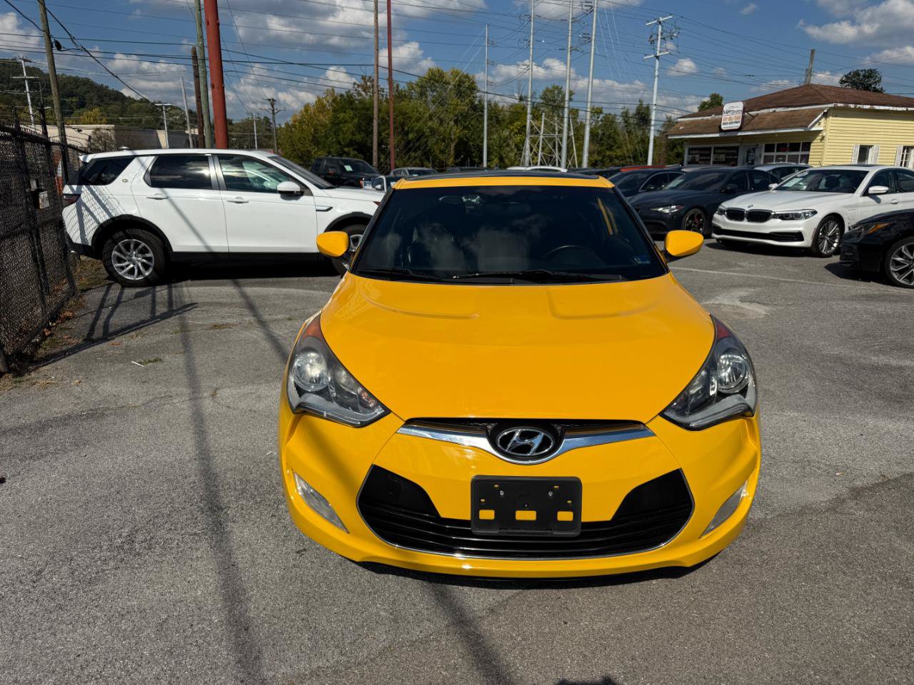 Used 2016 Hyundai Veloster w/ Option Group 03 FWD image 3
