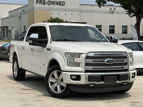 Used 2015 Ford F150 Platinum w/ Equipment Group 701A Luxury AWD/4WD image 2