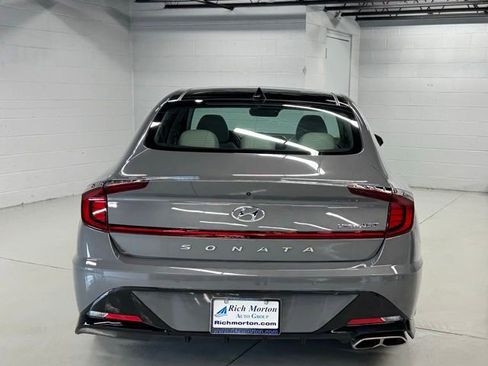 Used 2022 Hyundai Sonata Limited FWD image 4