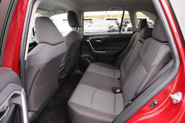 Certified 2024 Toyota RAV4 XLE AWD/4WD image 9