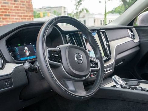 Used 2024 Volvo XC60 B5 Plus w/ Protection Package Premier AWD/4WD image 20