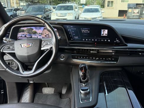 Used 2023 Cadillac Escalade Sport AWD/4WD image 9