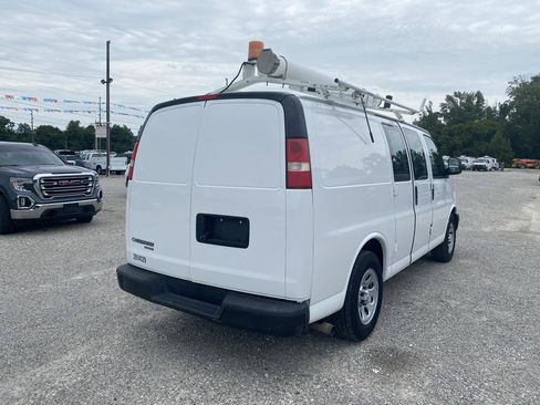 Used 2014 Chevrolet Express 1500 RWD image 5