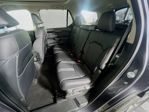 Certified 2023 Honda Pilot Touring image 27