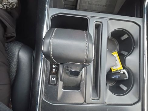 Used 2022 Ford F150 Lariat w/ Equipment Group 502A High image 31