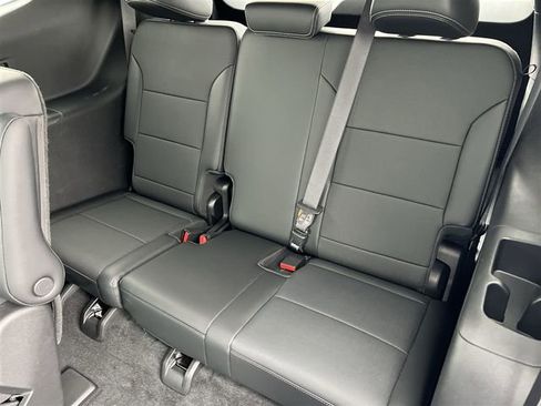 Certified 2025 Buick Enclave Preferred image 26