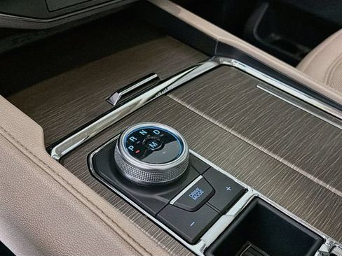 Certified 2023 Ford Expedition Max Limited RWD image 20