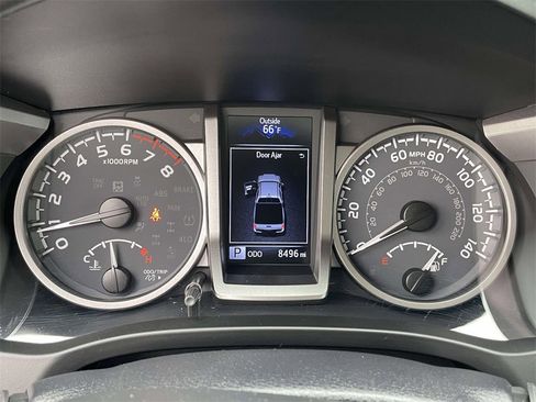 Used 2021 Toyota Tacoma SR5 image 21