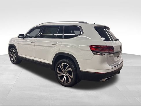 Used 2021 Volkswagen Atlas SEL Premium image 3
