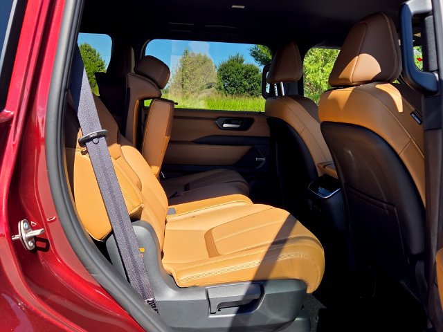 New 2026 Nissan Armada SL RWD image 17