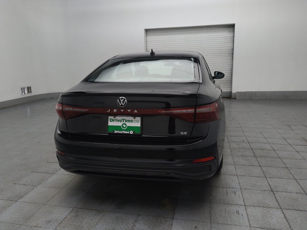 Used 2025 Volkswagen Jetta SE FWD image 7