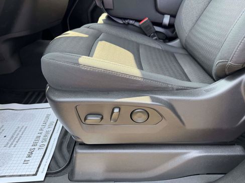 Certified 2023 Chevrolet Silverado 1500 LT AWD/4WD image 17