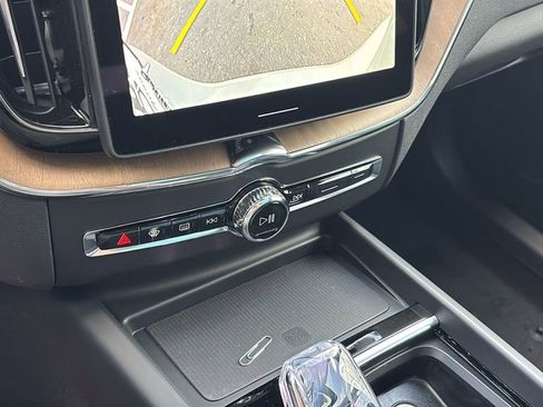 New 2026 Volvo XC60 B5 Ultra w/ Climate Package AWD/4WD image 21