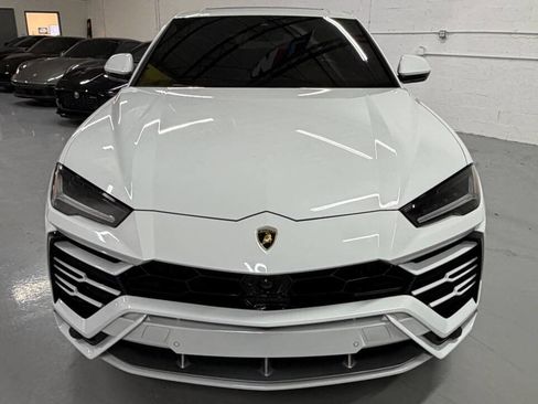 Used 2020 Lamborghini Urus AWD/4WD image 35