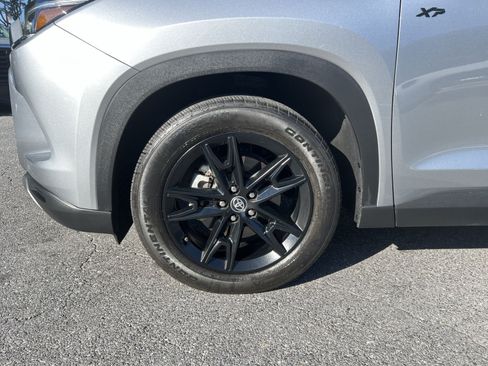 Used 2024 Toyota Grand Highlander AWD image 12