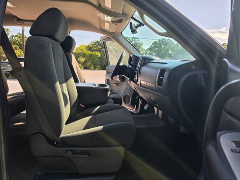 Used 2008 Chevrolet Silverado 1500 LT w/ Texas Edition RWD image 28