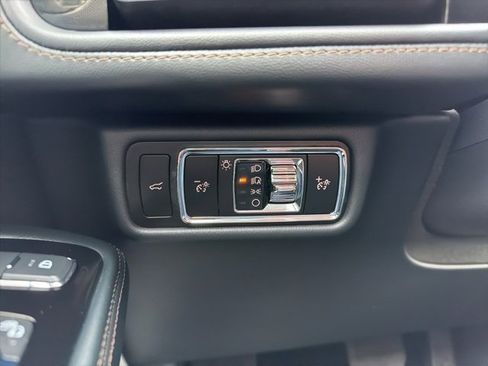 Used 2025 Lincoln Aviator Reserve w/ Equipment Group 201A image 13