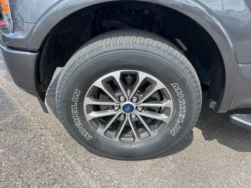 Used 2020 Ford F150 XLT w/ Equipment Group 302A Luxury AWD/4WD image 9