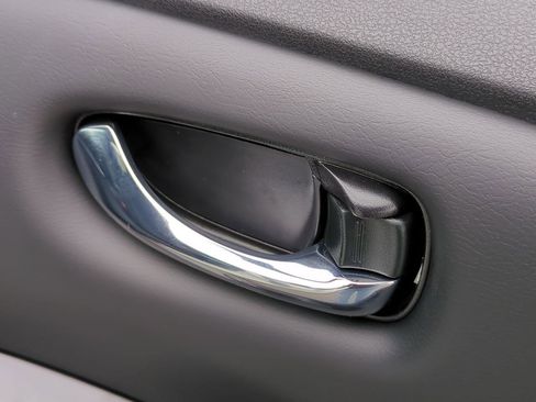 New 2024 Nissan Leaf SV Plus image 39