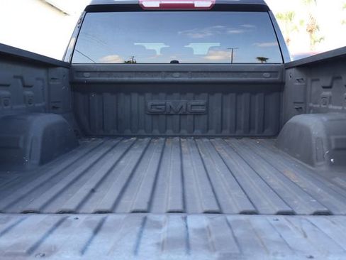 Used 2023 GMC Sierra 1500 SLT w/ SLT Premium Package AWD/4WD image 21