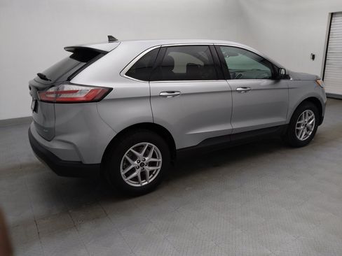 Used 2024 Ford Edge SEL image 10