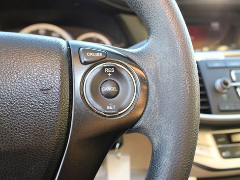 Used 2014 Honda Accord LX image 36