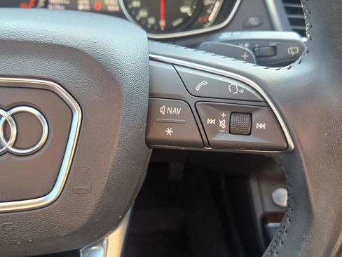 Used 2019 Audi Q5 2.0T Premium w/ Convenience Package image 30