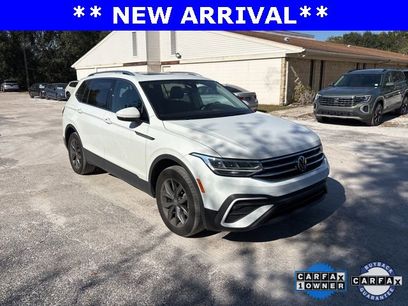 Used 2022 Volkswagen Tiguan SE w/ Panoramic Sunroof Package