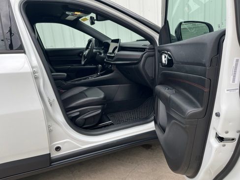 Used 2025 Jeep Compass Trailhawk AWD/4WD image 16