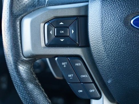 Used 2018 Ford F150 Raptor image 17