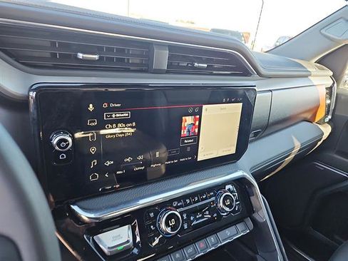 Used 2025 GMC Sierra 1500 Denali w/ Denali Reserve Package image 16