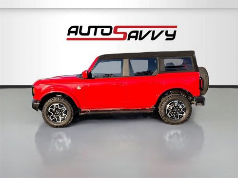 Used 2022 Ford Bronco Outer Banks image 4