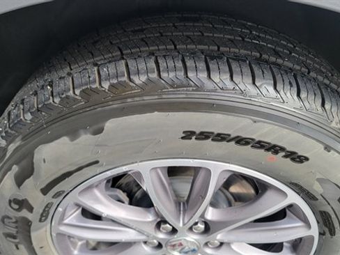 Used 2024 Buick Enclave Premium image 14