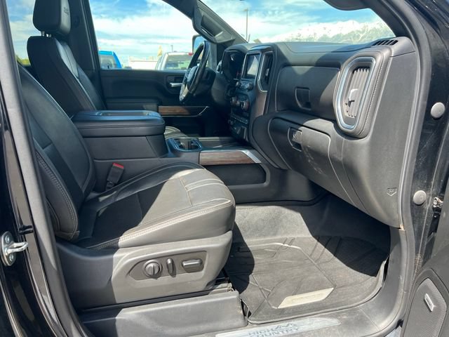 Used 2020 Chevrolet Silverado 2500 High Country w/ Technology Package AWD/4WD image 18