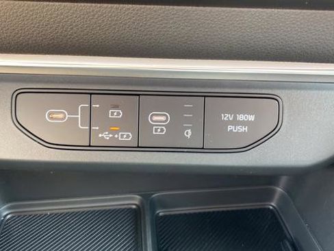 New 2026 Kia Carnival SX FWD image 38