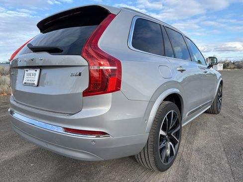 Used 2023 Volvo XC90 B6 Plus w/ Protection Package Premier image 3