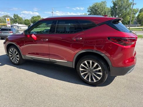 Used 2024 Chevrolet Blazer Premier w/ Driver Confidence II Package AWD/4WD image 5