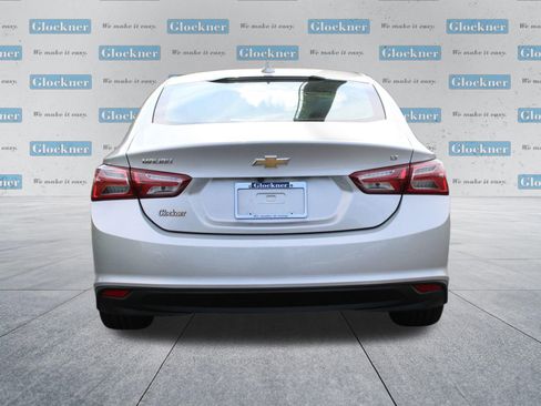 Used 2021 Chevrolet Malibu LT FWD image 4