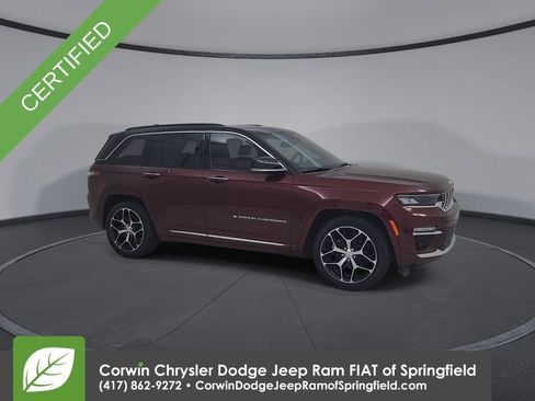 Certified 2025 Jeep Grand Cherokee Summit AWD/4WD image 2