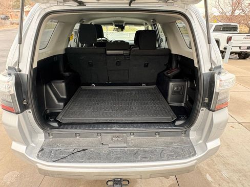 Used 2024 Toyota 4Runner TRD Off-Road image 6