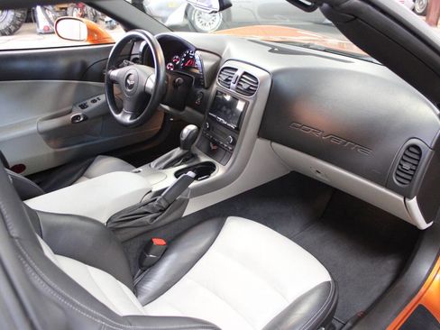 Used 2007 Chevrolet Corvette Coupe w/ Preferred Equipment Group image 23