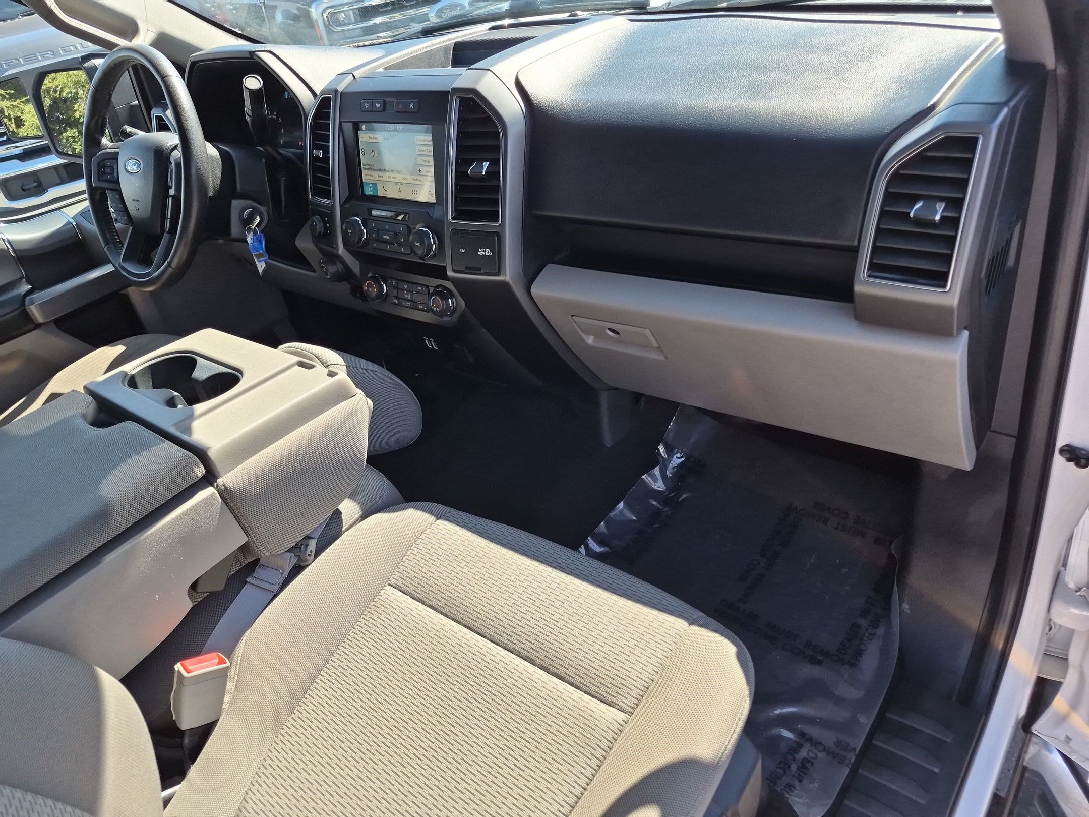 Used 2019 Ford F150 XLT w/ Equipment Group 302A Luxury AWD/4WD image 32