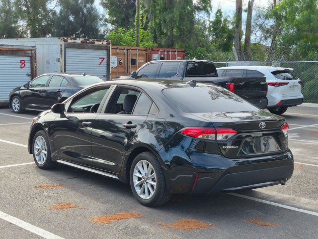 Used 2022 Toyota Corolla LE w/ LE Convenience Package FWD image 6