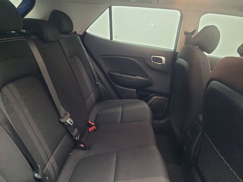 Used 2020 Hyundai Venue SEL w/ Convenience + Premium Package FWD image 19
