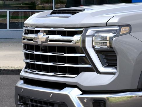 New 2026 Chevrolet Silverado 2500 LTZ w/ LTZ Premium Package AWD/4WD image 37