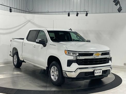 Used 2026 Chevrolet Silverado 1500 LT AWD/4WD image 38